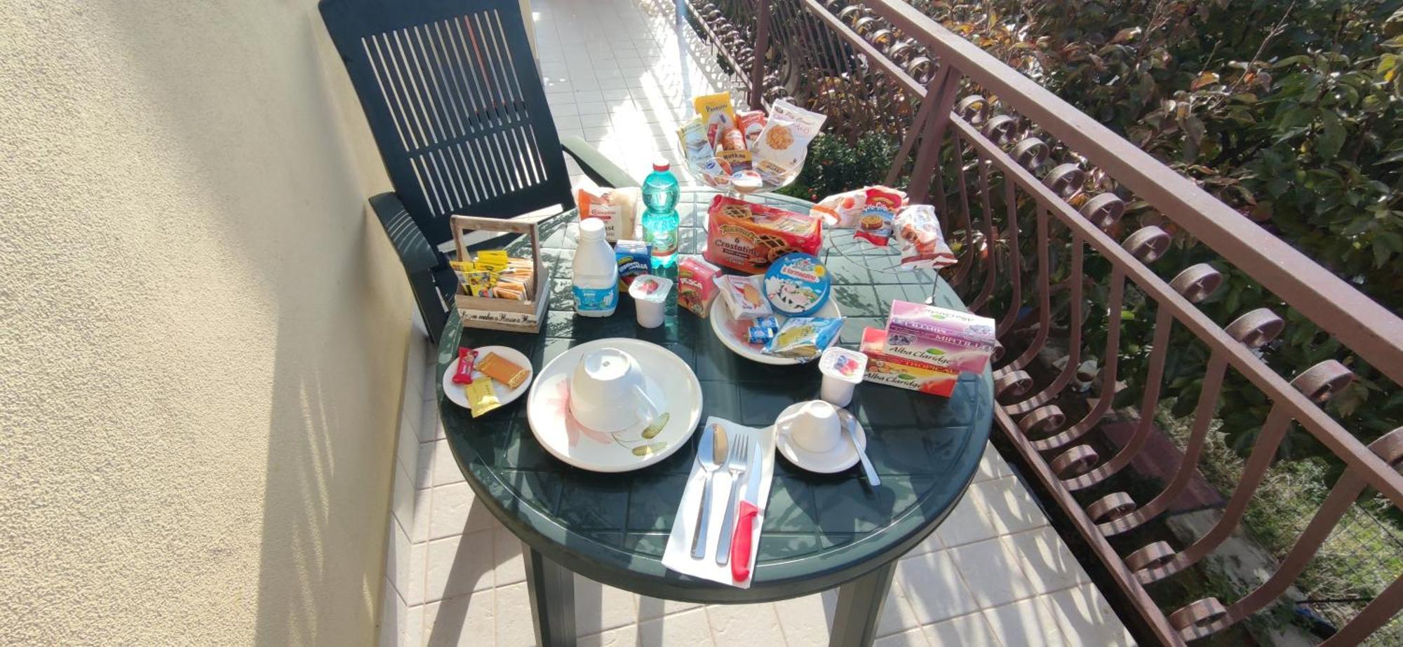 Complesso Turistico Aurora - Camere B&B Poggio Picenze Buitenkant foto
