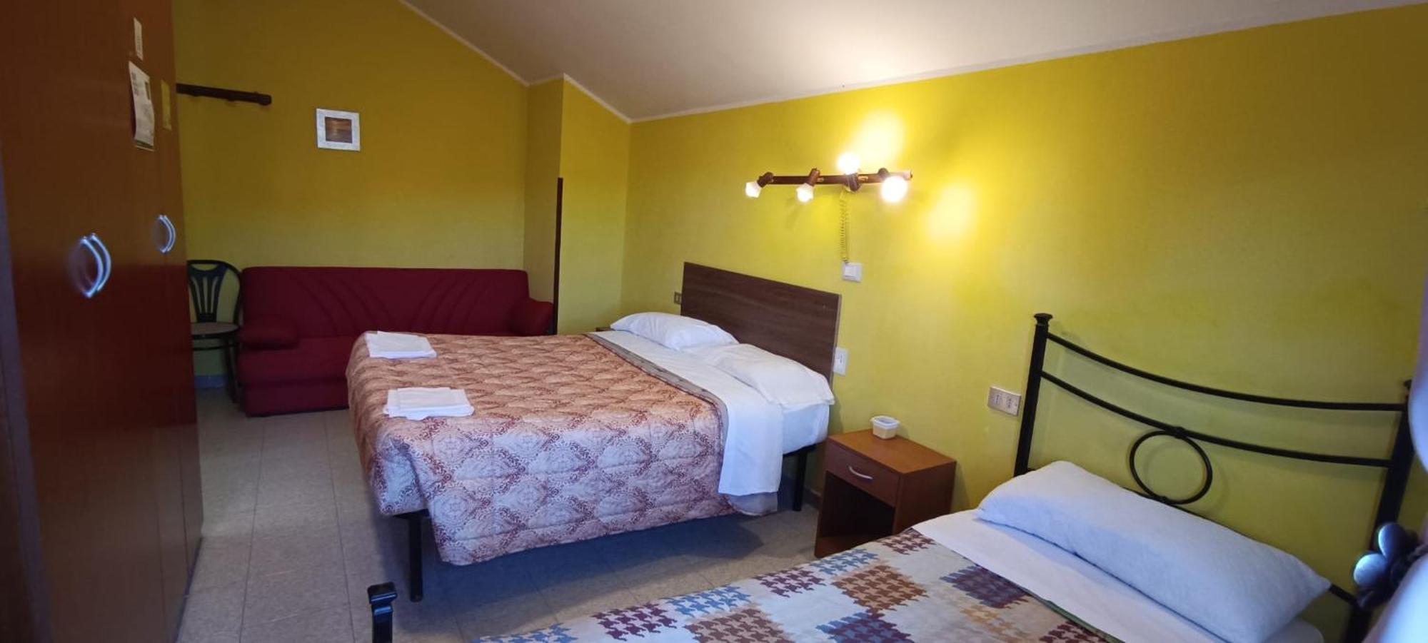 Complesso Turistico Aurora - Camere B&B Poggio Picenze Buitenkant foto