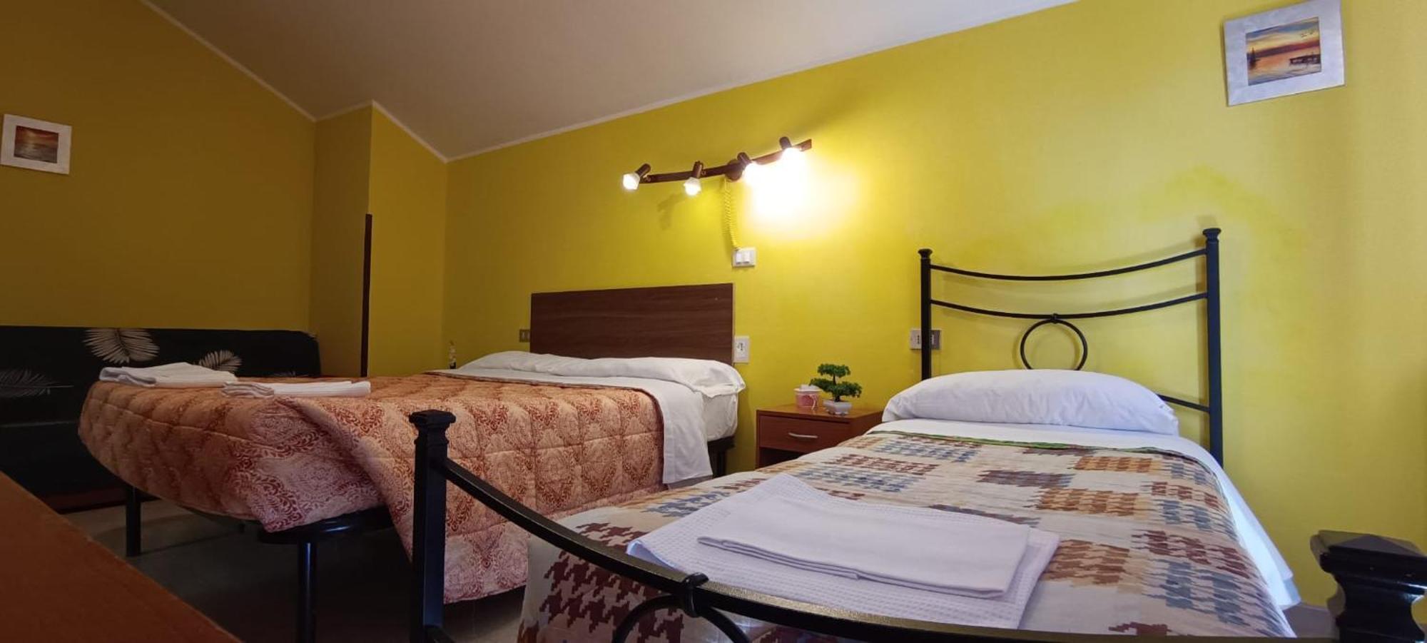 Complesso Turistico Aurora - Camere B&B Poggio Picenze Buitenkant foto