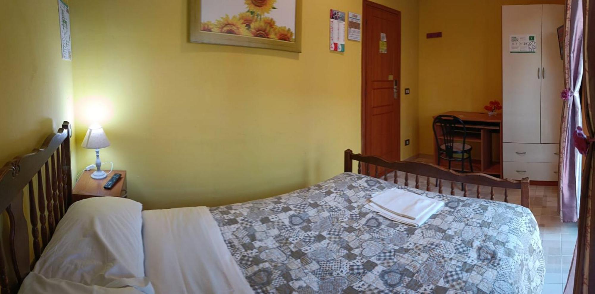 Complesso Turistico Aurora - Camere B&B Poggio Picenze Buitenkant foto