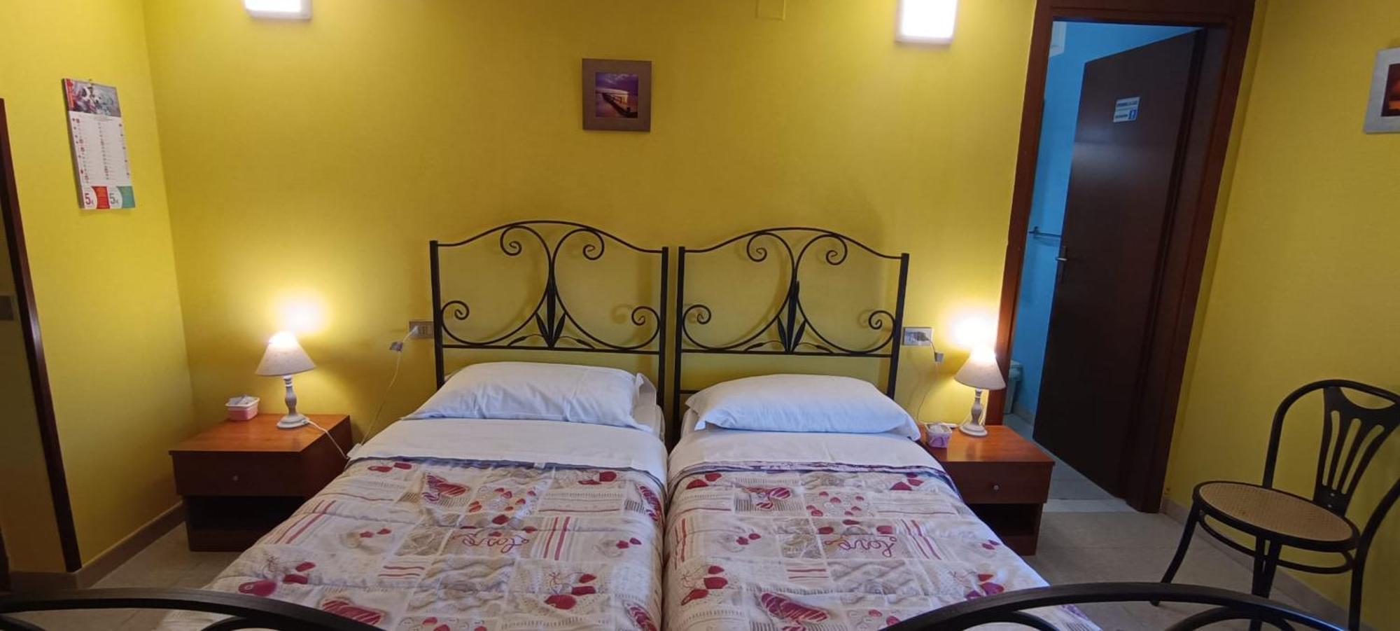 Complesso Turistico Aurora - Camere B&B Poggio Picenze Buitenkant foto