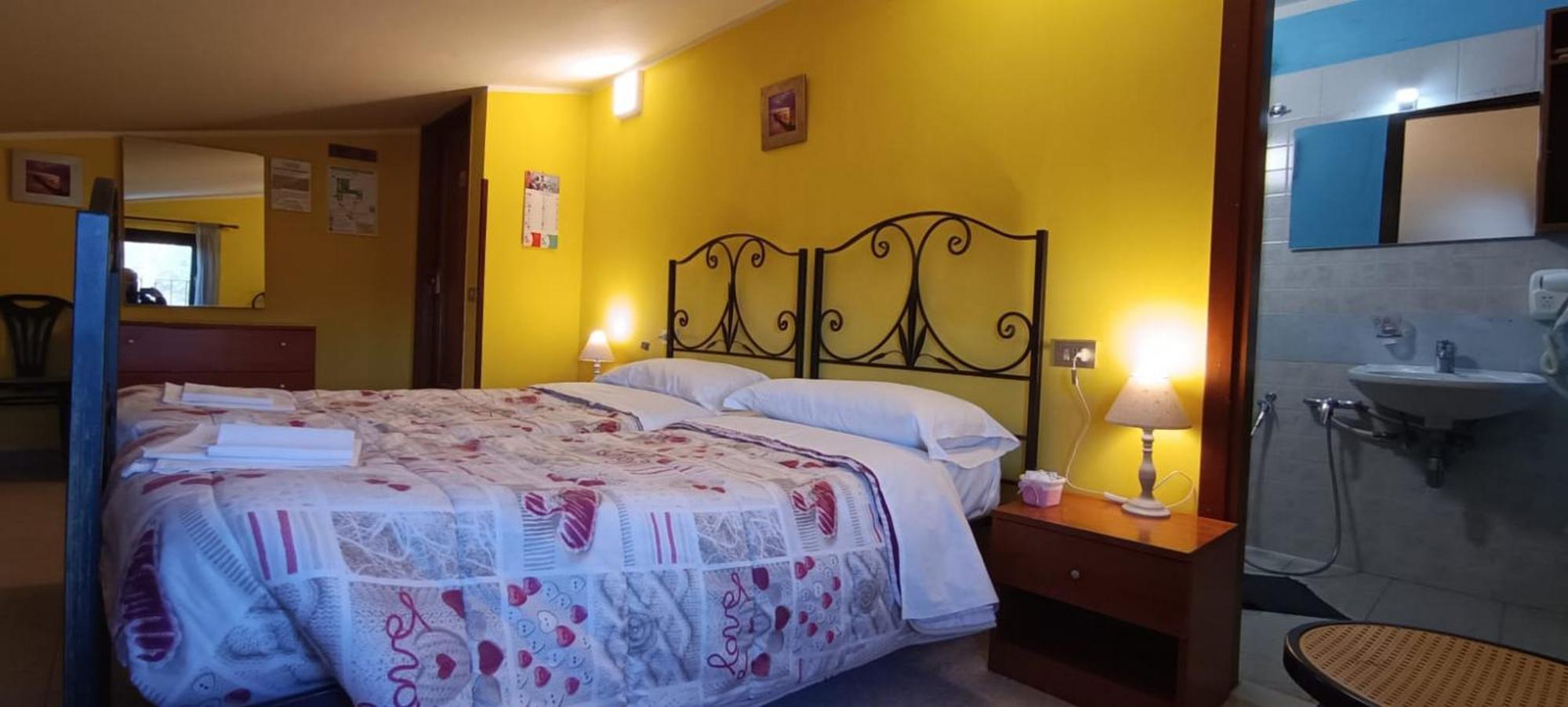 Complesso Turistico Aurora - Camere B&B Poggio Picenze Buitenkant foto